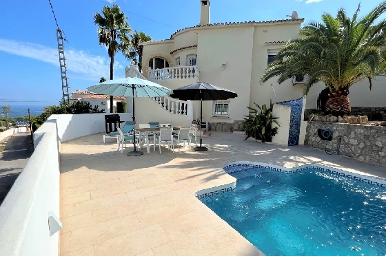 Villa in Denia(Les Galeretes) zur Ferienvermietung, Wohnfläche 215 m², Baujahr 1980, Zustand gepflegt, + Zentralheizung, Klimaanlage, Grundstück 800 m², 3 Schlafzimmer, 2 Badezimmer, Pool, ref.: T-0822-2