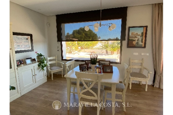 Villa in Javea zu verkaufen, Wohnfläche 220 m², + Fussbodenheizung, Klimaanlage, Grundstück 1583 m², 4 Schlafzimmer, 3 Badezimmer, Pool, ref.: MV-M-2477-18