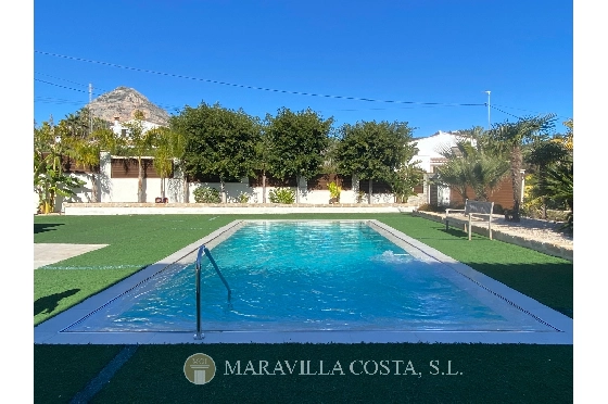 Villa in Javea zu verkaufen, Wohnfläche 220 m², + Fussbodenheizung, Klimaanlage, Grundstück 1583 m², 4 Schlafzimmer, 3 Badezimmer, Pool, ref.: MV-M-2477-4