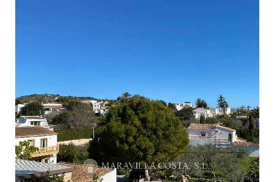 Villa in Javea zu verkaufen, Wohnfläche 220 m², + Fussbodenheizung, Klimaanlage, Grundstück 1583 m², 4 Schlafzimmer, 3 Badezimmer, Pool, ref.: MV-M-2477-41