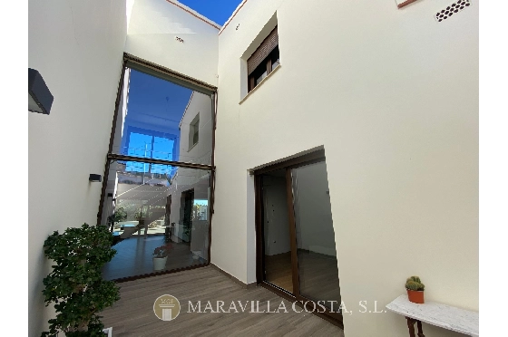 Villa in Javea zu verkaufen, Wohnfläche 220 m², + Fussbodenheizung, Klimaanlage, Grundstück 1583 m², 4 Schlafzimmer, 3 Badezimmer, Pool, ref.: MV-M-2477-45