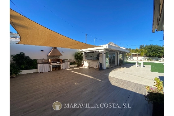 Villa in Javea zu verkaufen, Wohnfläche 220 m², + Fussbodenheizung, Klimaanlage, Grundstück 1583 m², 4 Schlafzimmer, 3 Badezimmer, Pool, ref.: MV-M-2477-5