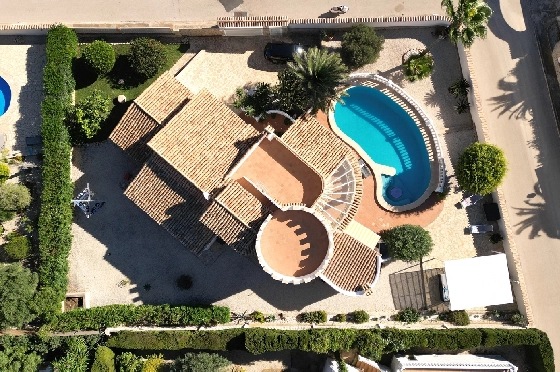 Villa in Javea zu verkaufen, Wohnfläche 180 m², Baujahr 1991, Zustand gepflegt, + Zentralheizung, Klimaanlage, Grundstück 1013 m², 3 Schlafzimmer, 2 Badezimmer, Pool, ref.: AS-4222-32