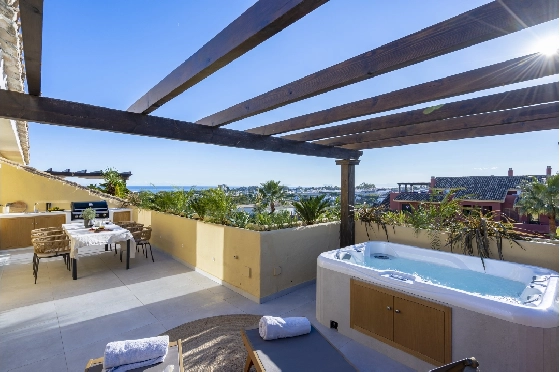 Penthouse Apartment in Estepona zu verkaufen, Wohnfläche 154 m², Klimaanlage, Grundstück 90 m², 3 Schlafzimmer, 3 Badezimmer, ref.: NX-401750-1