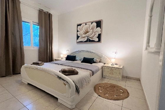 Villa in Denia(Marquesa VI) zur Ferienvermietung, Wohnfläche 260 m², Baujahr 2002, Zustand gepflegt, + Fussbodenheizung, Klimaanlage, Grundstück 800 m², 3 Schlafzimmer, 3 Badezimmer, Pool, ref.: T-1022-14