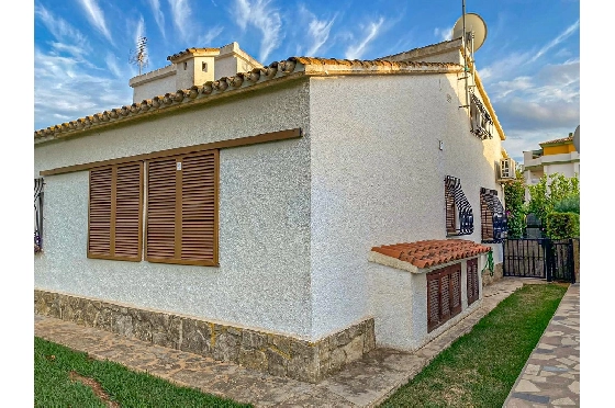 Villa in Benissa(La Fustera) zu verkaufen, Wohnfläche 705 m², Grundstück 1040 m², 4 Schlafzimmer, 3 Badezimmer, ref.: BP-3577BEN-6