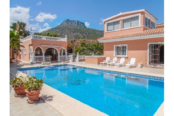 Villa in Calpe(Partida Maryvilla) zu verkaufen, Wohnfläche 460 m², Grundstück 3800 m², 5 Schlafzimmer, 4 Badezimmer, ref.: BP-4222CAL-1