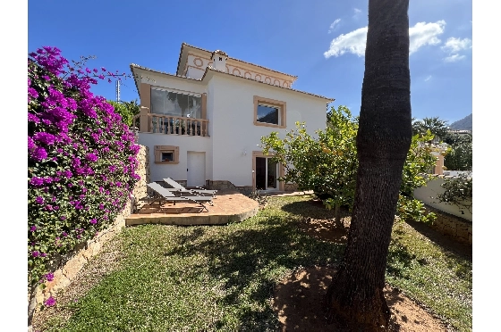 Villa in Denia zur Ferienvermietung, Wohnfläche 133 m², Baujahr 1999, Zustand gepflegt, + Fussbodenheizung, Klimaanlage, Grundstück 585 m², 3 Schlafzimmer, 3 Badezimmer, Pool, ref.: T-1023-18