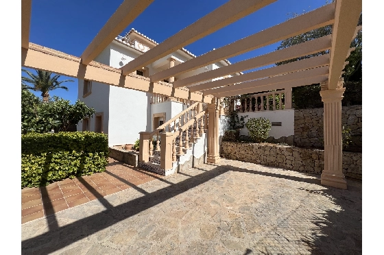 Villa in Denia zur Ferienvermietung, Wohnfläche 133 m², Baujahr 1999, Zustand gepflegt, + Fussbodenheizung, Klimaanlage, Grundstück 585 m², 3 Schlafzimmer, 3 Badezimmer, Pool, ref.: T-1023-21