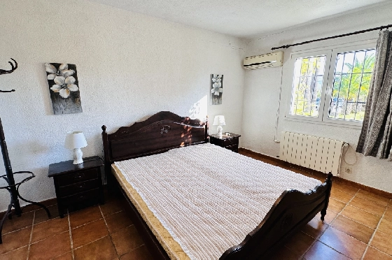 Finca in Javea zu verkaufen, Wohnfläche 130 m², Zustand teil vollreneinviert, + Zentralheizung, Klimaanlage, Grundstück 2600 m², 3 Schlafzimmer, 2 Badezimmer, Pool, ref.: AS-2023-12