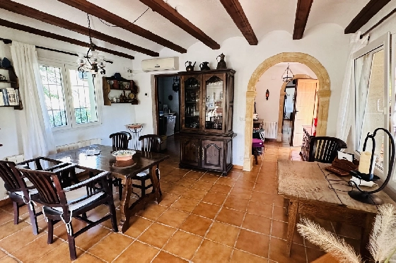 Finca in Javea zu verkaufen, Wohnfläche 130 m², Zustand teil vollreneinviert, + Zentralheizung, Klimaanlage, Grundstück 2600 m², 3 Schlafzimmer, 2 Badezimmer, Pool, ref.: AS-2023-15