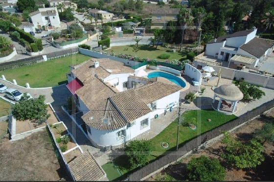 Villa in Javea zu verkaufen, Wohnfläche 313 m², + Zentralheizung, Grundstück 2124 m², 4 Schlafzimmer, 3 Badezimmer, Pool, ref.: NL-NLD1420-26