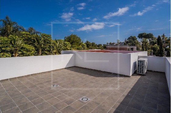 Villa in Javea zu verkaufen, Wohnfläche 200 m², Klimaanlage, Grundstück 1000 m², Pool, ref.: NL-NLD1429-35