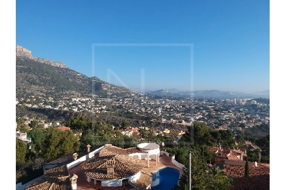 Villa in Calpe zu verkaufen, Wohnfläche 321 m², + Fussbodenheizung, Klimaanlage, Grundstück 885 m², 4 Schlafzimmer, 4 Badezimmer, Pool, ref.: NL-NLD1451-8