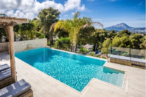 Villa in Javea zu verkaufen, Wohnfläche 242 m², + Fussbodenheizung, Klimaanlage, Grundstück 1138 m², 4 Schlafzimmer, 3 Badezimmer, Pool, ref.: NL-NLD1455-39