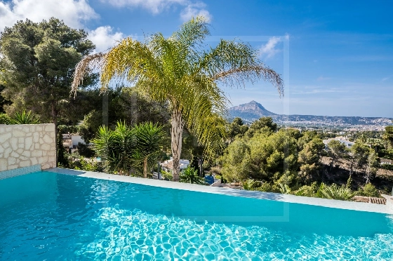 Villa in Javea zu verkaufen, Wohnfläche 242 m², + Fussbodenheizung, Klimaanlage, Grundstück 1138 m², 4 Schlafzimmer, 3 Badezimmer, Pool, ref.: NL-NLD1455-4