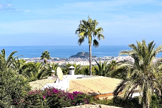 Villa in Denia(Marquesa 6) zu verkaufen, Wohnfläche 227 m², Baujahr 1995, Zustand modernisiert, + Zentralheizung, Klimaanlage, Grundstück 913 m², 3 Schlafzimmer, 2 Badezimmer, Pool, ref.: AS-2423-2