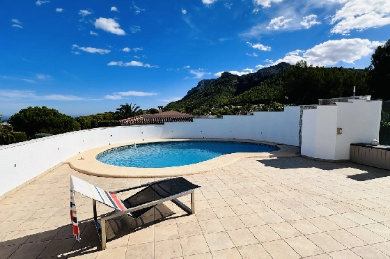 Villa in Denia(Marquesa 6) zu verkaufen, Wohnfläche 227 m², Baujahr 1995, Zustand modernisiert, + Zentralheizung, Klimaanlage, Grundstück 913 m², 3 Schlafzimmer, 2 Badezimmer, Pool, ref.: AS-2423-5