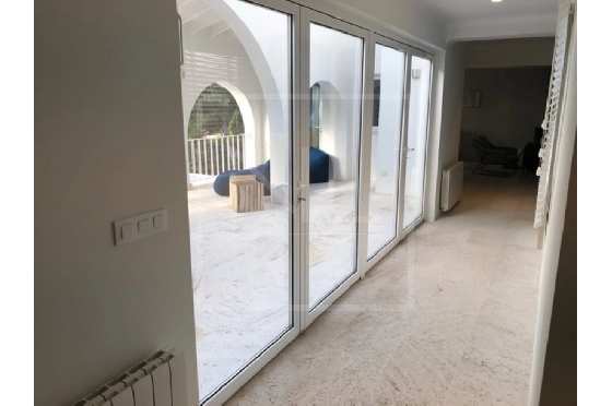 Villa in Moraira zu verkaufen, Wohnfläche 357 m², Klimaanlage, Grundstück 804 m², 4 Schlafzimmer, 4 Badezimmer, Pool, ref.: NL-NL1426-9