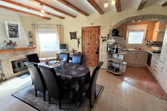 Villa in Denia zu verkaufen, Wohnfläche 130 m², Baujahr 1980, + Zentralheizung, Klimaanlage, Grundstück 1031 m², 3 Schlafzimmer, 2 Badezimmer, Pool, ref.: JS-1623-11