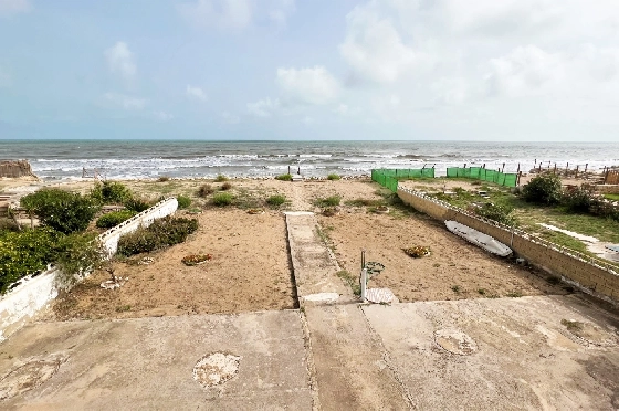 Strandhaus in Denia zu verkaufen, Wohnfläche 324 m², Baujahr 1968, Grundstück 580 m², 10 Schlafzimmer, 4 Badezimmer, ref.: FK-1123-15