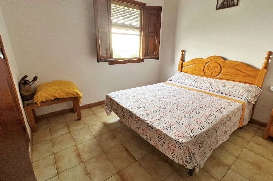 Strandhaus in Denia zu verkaufen, Wohnfläche 324 m², Baujahr 1968, Grundstück 580 m², 10 Schlafzimmer, 4 Badezimmer, ref.: FK-1123-8