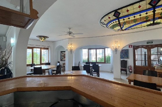 Gastronomie in Orba zu verkaufen, Wohnfläche 255 m², Grundstück 1793 m², 2 Schlafzimmer, 2 Badezimmer, Pool, ref.: SB-5123-18