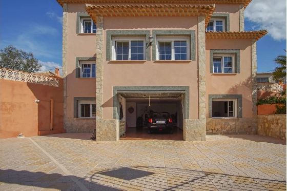 Villa in Calpe(Partida La Calalga) zu verkaufen, Wohnfläche 345 m², Grundstück 867 m², 5 Schlafzimmer, 3 Badezimmer, ref.: BP-7016CAL-3