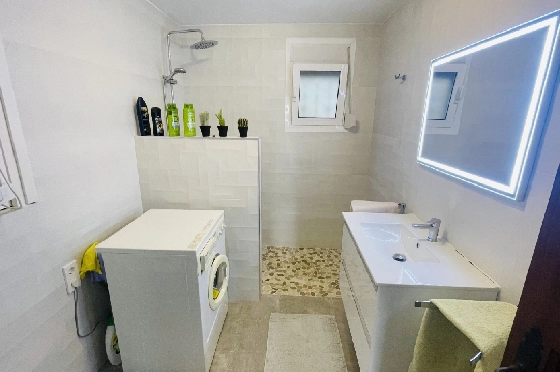 Villa in Denia zu verkaufen, Wohnfläche 146 m², + Zentralheizung, Klimaanlage, Grundstück 578 m², 3 Schlafzimmer, 3 Badezimmer, ref.: JS-2323-18