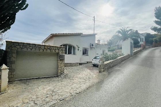 Villa in Denia zu verkaufen, Wohnfläche 146 m², + Zentralheizung, Klimaanlage, Grundstück 578 m², 3 Schlafzimmer, 3 Badezimmer, ref.: JS-2323-22