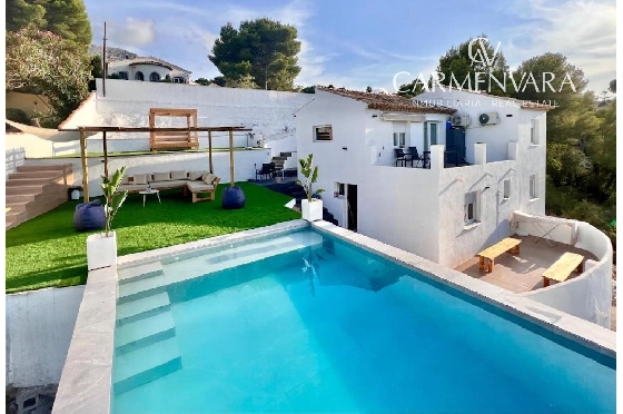 Villa in Denia zu verkaufen, Wohnfläche 125 m², Klimaanlage, Grundstück 800 m², 4 Schlafzimmer, 2 Badezimmer, Pool, ref.: VI-CHA030-1