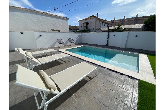 Reihenhaus in Denia zu verkaufen, Wohnfläche 77 m², Klimaanlage, Grundstück 256 m², 3 Schlafzimmer, 2 Badezimmer, Pool, ref.: VI-CHA031-2