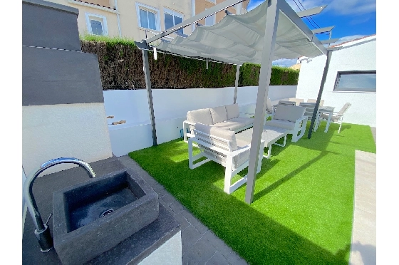 Reihenhaus in Denia zu verkaufen, Wohnfläche 77 m², Klimaanlage, Grundstück 256 m², 3 Schlafzimmer, 2 Badezimmer, Pool, ref.: VI-CHA031-4