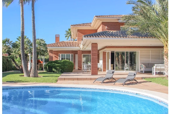 Villa in Benidorm(de Napoles) zu verkaufen, Wohnfläche 642 m², Klimaanlage, Grundstück 1853 m², 7 Schlafzimmer, 6 Badezimmer, ref.: BP-7035BED-18