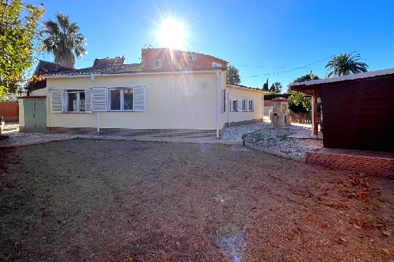 Villa in Denia zu verkaufen, Wohnfläche 215 m², Baujahr 1978, + Zentralheizung, Klimaanlage, Grundstück 954 m², 5 Schlafzimmer, 2 Badezimmer, Pool, ref.: FK-1923-25