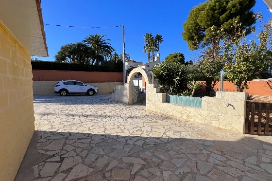 Villa in Denia zu verkaufen, Wohnfläche 215 m², Baujahr 1978, + Zentralheizung, Klimaanlage, Grundstück 954 m², 5 Schlafzimmer, 2 Badezimmer, Pool, ref.: FK-1923-31