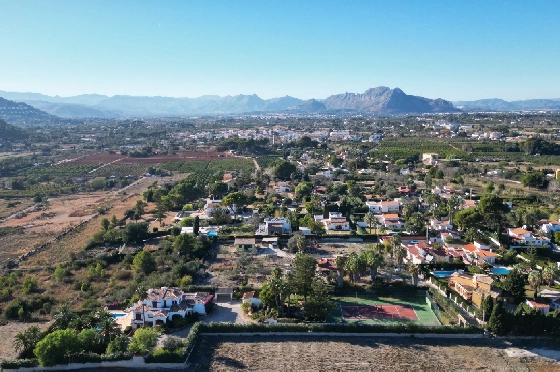 Villa in Denia zu verkaufen, Wohnfläche 215 m², Baujahr 1978, + Zentralheizung, Klimaanlage, Grundstück 954 m², 5 Schlafzimmer, 2 Badezimmer, Pool, ref.: FK-1923-32