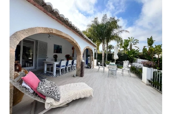 Villa in Javea zu verkaufen, Wohnfläche 210 m², Klimaanlage, 4 Schlafzimmer, 2 Badezimmer, Pool, ref.: BS-83627230-21