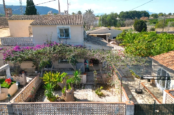 Finca in Denia zu verkaufen, Wohnfläche 204 m², Baujahr 1981, + Ofen, Klimaanlage, Grundstück 6198 m², 5 Schlafzimmer, 2 Badezimmer, ref.: FK-2223-1