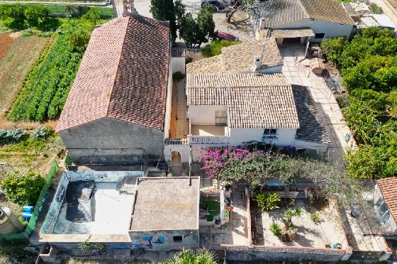 Finca in Denia zu verkaufen, Wohnfläche 204 m², Baujahr 1981, + Ofen, Klimaanlage, Grundstück 6198 m², 5 Schlafzimmer, 2 Badezimmer, ref.: FK-2223-18