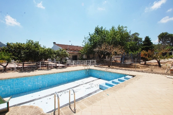 Villa in Gandia zu verkaufen, Wohnfläche 380 m², Baujahr 1980, + KLIMA, Klimaanlage, Grundstück 4092 m², 7 Schlafzimmer, 3 Badezimmer, Pool, ref.: O-V82114D-1