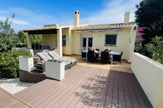 Villa in Denia-La Sella(La Sella ) zur Ferienvermietung, Wohnfläche 111 m², Baujahr 1986, + Zentralheizung, Klimaanlage, Grundstück 495 m², 3 Schlafzimmer, 2 Badezimmer, Pool, ref.: T-0424-3