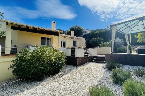 Villa in Denia-La Sella(La Sella ) zur Ferienvermietung, Wohnfläche 111 m², Baujahr 1986, + Zentralheizung, Klimaanlage, Grundstück 495 m², 3 Schlafzimmer, 2 Badezimmer, Pool, ref.: T-0424-6