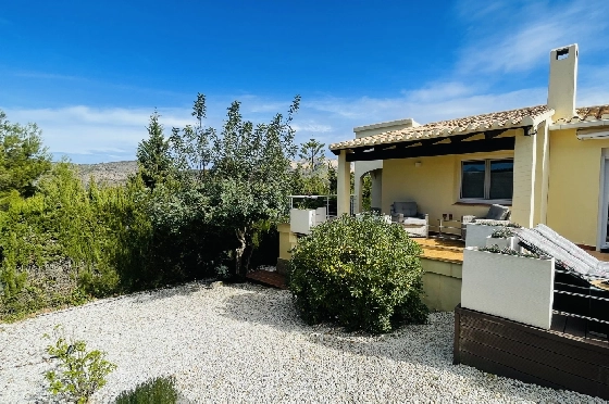 Villa in Denia-La Sella(La Sella ) zur Ferienvermietung, Wohnfläche 111 m², Baujahr 1986, + Zentralheizung, Klimaanlage, Grundstück 495 m², 3 Schlafzimmer, 2 Badezimmer, Pool, ref.: T-0424-7