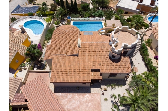 Villa in Benitachell(Cumbre del Sol) zu verkaufen, Wohnfläche 237 m², Grundstück 1011 m², 5 Schlafzimmer, 3 Badezimmer, ref.: BP-4339BELL-27