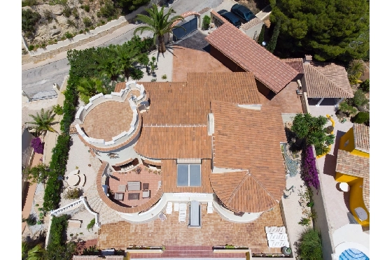 Villa in Benitachell(Cumbre del Sol) zu verkaufen, Wohnfläche 237 m², Grundstück 1011 m², 5 Schlafzimmer, 3 Badezimmer, ref.: BP-4339BELL-29