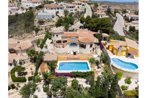 Villa in Benitachell(Cumbre del Sol) zu verkaufen, Wohnfläche 237 m², Grundstück 1011 m², 5 Schlafzimmer, 3 Badezimmer, ref.: BP-4339BELL-39