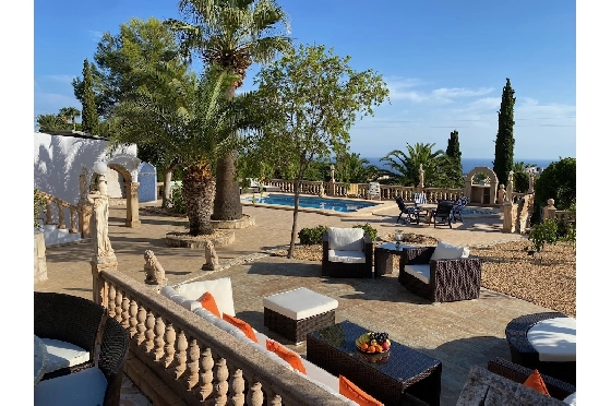 Villa in Benissa(Fanadix) zu verkaufen, Wohnfläche 430 m², Grundstück 1200 m², 4 Schlafzimmer, 4 Badezimmer, Pool, ref.: CA-H-1734-AMB-26