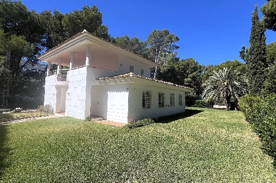 Villa in Denia(Las Rotas) zu verkaufen, Wohnfläche 280 m², Baujahr 1989, Zustand gepflegt, + Zentralheizung, Grundstück 1150 m², 5 Schlafzimmer, 4 Badezimmer, Pool, ref.: SC-T0424-29