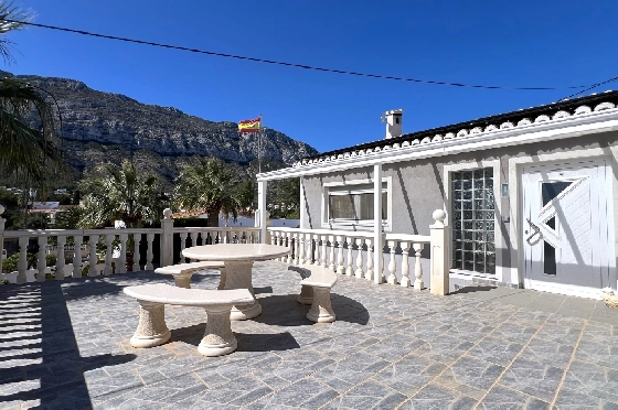 Villa in Denia zur Ferienvermietung, Wohnfläche 166 m², Baujahr 1978, + Ofen, Klimaanlage, Grundstück 802 m², 2 Schlafzimmer, 2 Badezimmer, Pool, ref.: T-0224-20